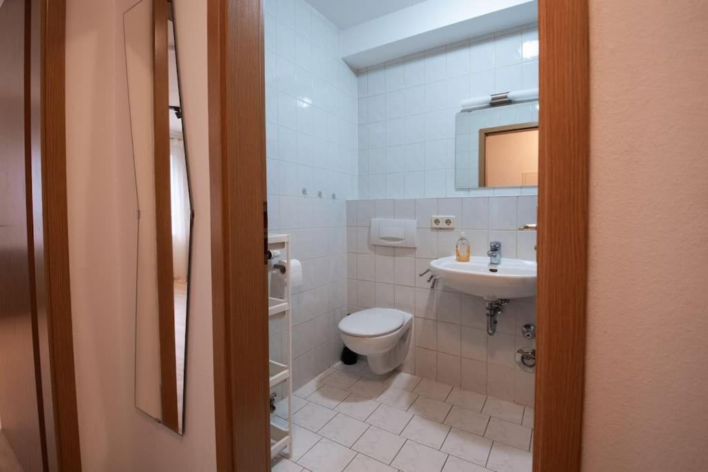 Moderne Einraumwohnung In Leipzig Mit Netflix Zugang Ngoại thất bức ảnh